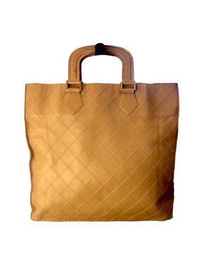 CHANEL Diamond Quilted Tan Leather Tote Bag Fully Lined with Zipper Pocket